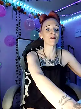 Purple2StayThnxx online show from October 8, 2025, 10:10 pm