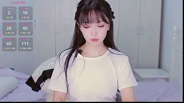 XiaoNana  online show from September 29, 2025, 1:34 am