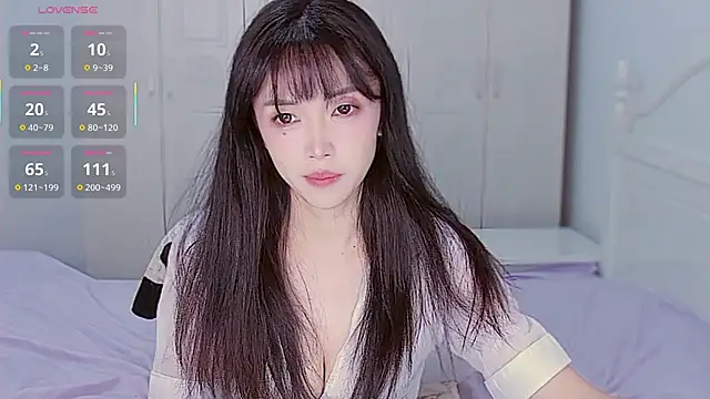 XiaoNana  online show from September 25, 2025, 1:33 am