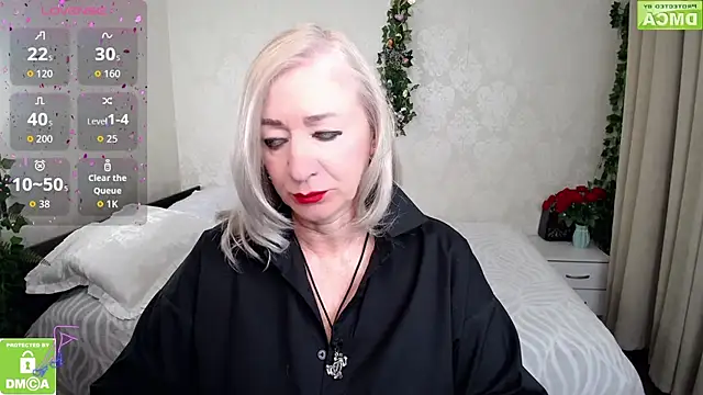 hunters woman online show from April 6, 2026, 7:26 pm