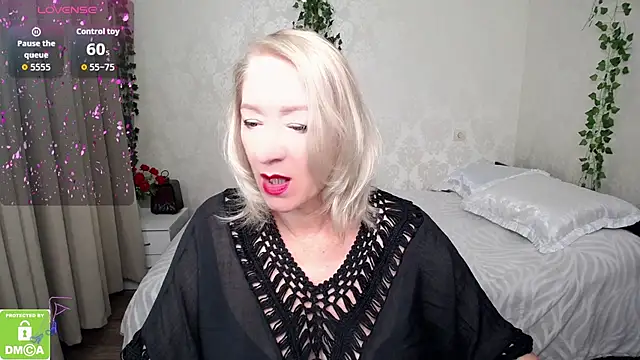 Snapshot of hunters_woman chatting on September 23, 2025, 12:23 pm hunters woman online show from September 23, 2025, 12:23 pm