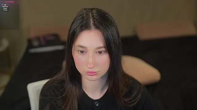 Jenny Bliss online show from December 3, 2025, 11:31 am