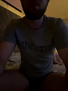 naughtycoupl98 online show from September 18, 2025, 12:02 am