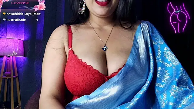 MissNasha online show from November 18, 2025, 1:58 pm