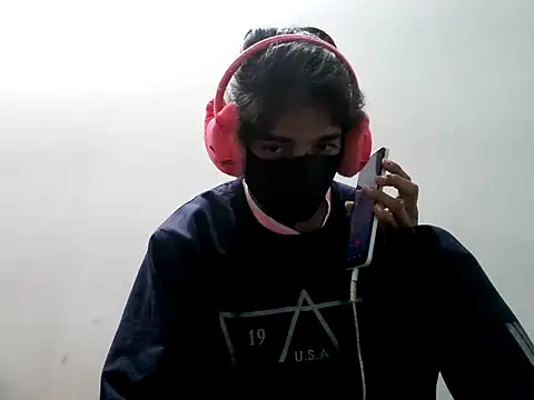 Aarohi An online show from December 3, 2025, 2:38 pm