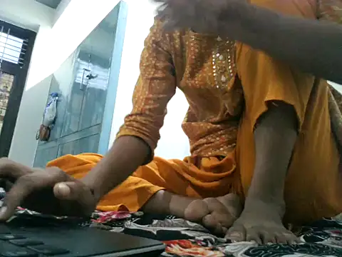 Aarohi An online show from October 26, 2025, 11:10 am