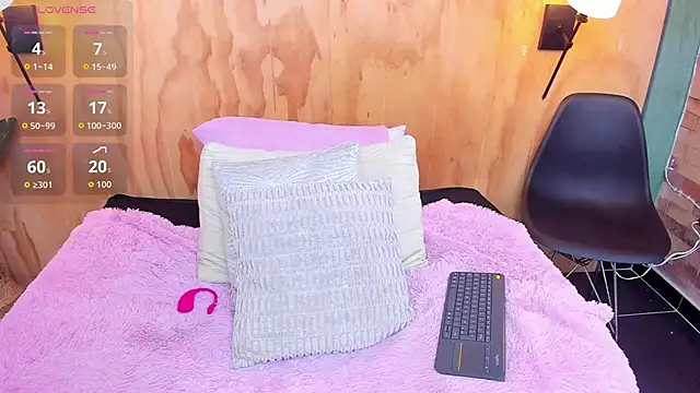 milavega  online show from March 23, 2026, 12:16 pm