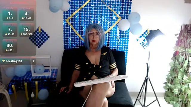 ruth blue21 online show from October 7, 2025, 4:13 am