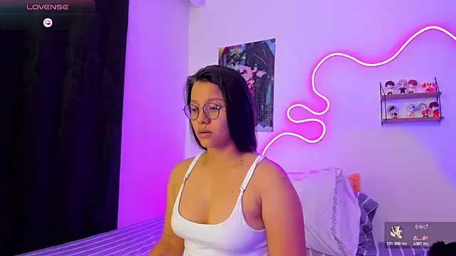 Dilan and Mia online show from November 14, 2025, 3:10 am