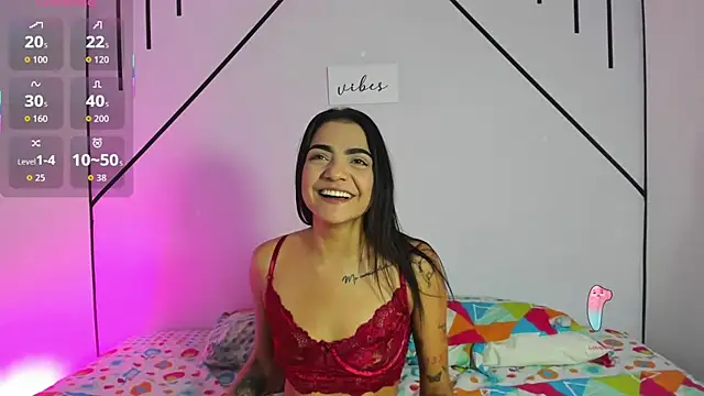 Snapshot of MiahCornell_ chatting on November 20, 2025, 7:36 pm MiahCornell online show from November 20, 2025, 7:36 pm