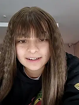 Aurora blaack online show from October 12, 2025, 7:43 am