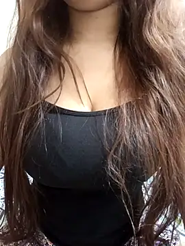 loving candy online show from November 20, 2025, 7:03 pm