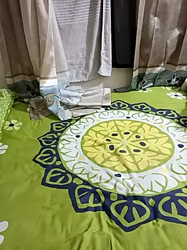 loving candy online show from December 13, 2025, 8:04 pm