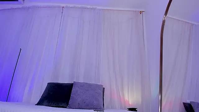 Becky G online show from January 7, 2026, 4:28 am