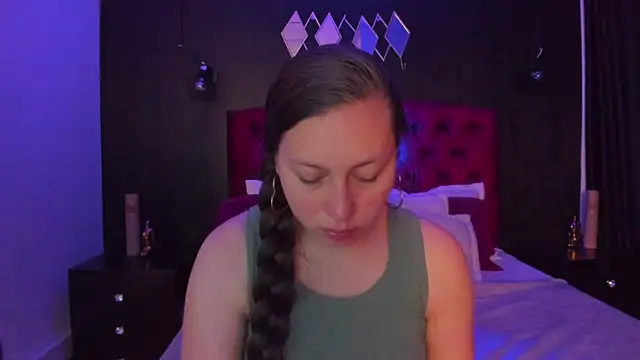 Widny Beaumont online show from December 3, 2025, 3:51 am