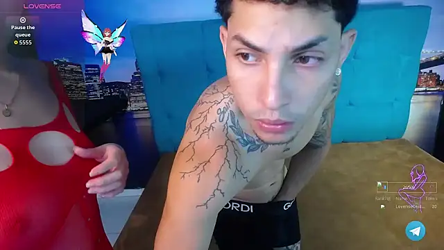 Snapshot of Bunny_Petit chatting on September 9, 2025, 10:03 am Bunny Petit online show from September 9, 2025, 10:03 am