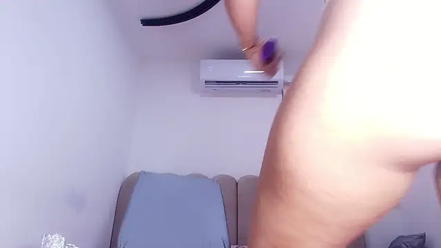 abbypratt online show from April 18, 2026, 7:18 pm