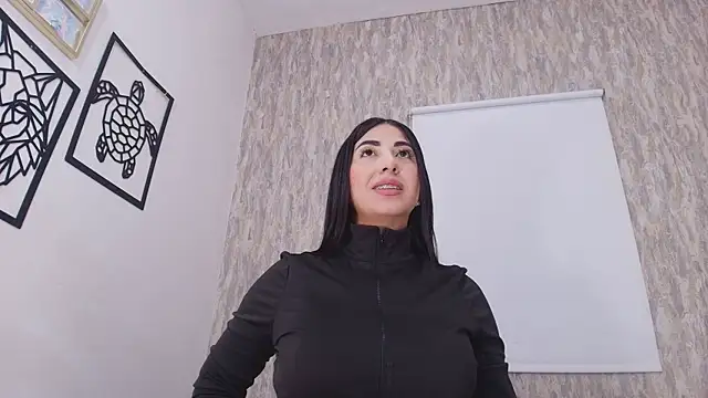 abbypratt online show from October 9, 2025, 7:14 pm