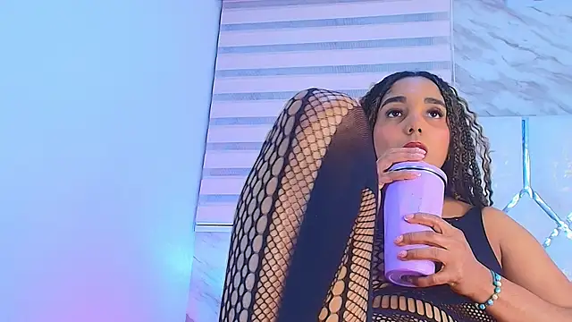 cataleya ebony  online show from December 2, 2025, 3:07 am