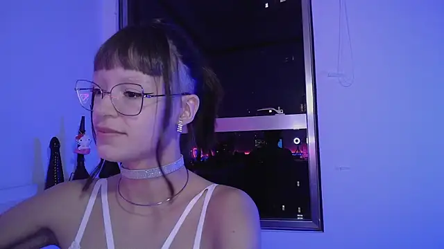 nina kink online show from September 28, 2025, 10:50 pm