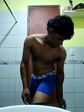 Lale-Adrian online show from November 24, 2025, 11:49 pm