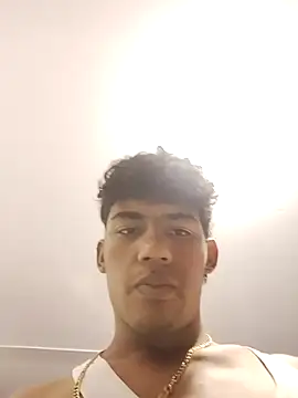 Lale-Adrian online show from December 17, 2025, 11:54 pm