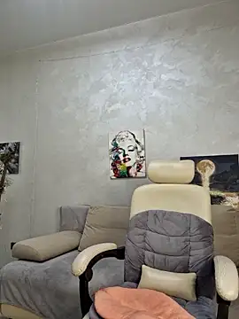 Snapshot of Monna chatting on March 1, 2026, 7:14 pm Monna online show from March 1, 2026, 7:14 pm