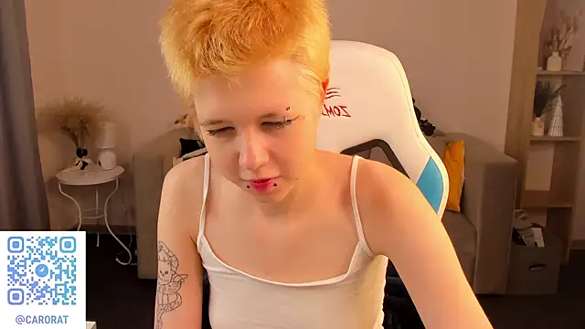 CarolineRichter online show from September 27, 2025, 10:27 pm