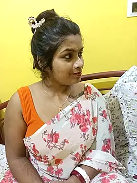 Naughty-Chaaya online show from October 5, 2025, 6:20 pm