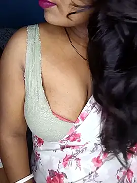 Snapshot of Naughty-Chaaya chatting on June 22, 2026, 6:16 pm Naughty-Chaaya online show from June 22, 2026, 6:16 pm
