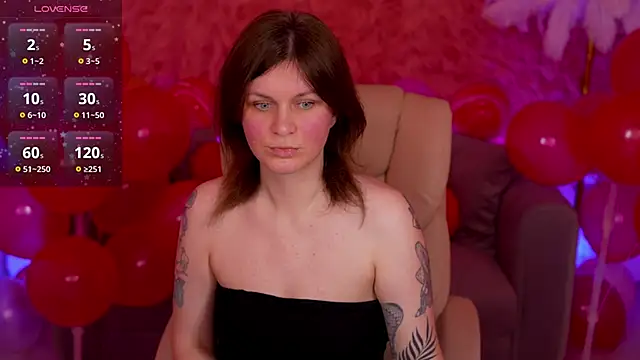 TinaMelt online show from February 10, 2026, 7:46 pm