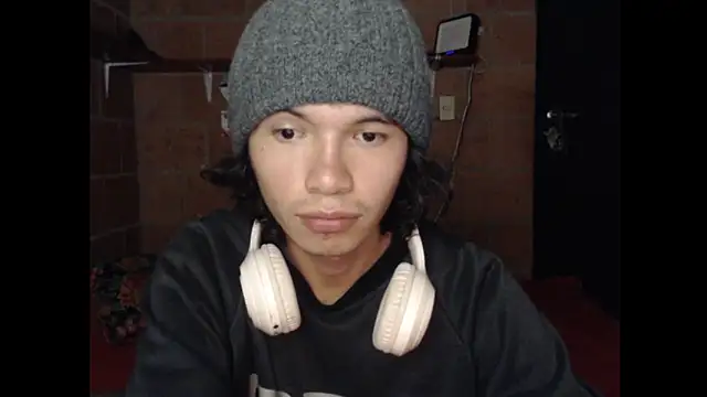 Xoxo Smiles online show from September 21, 2025, 5:12 am