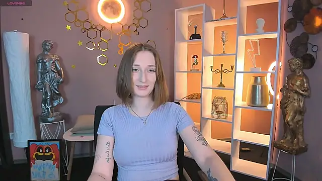 Snapshot of eva_smiith_ chatting on June 4, 2026, 5:45 am eva smiith online show from June 4, 2026, 5:45 am