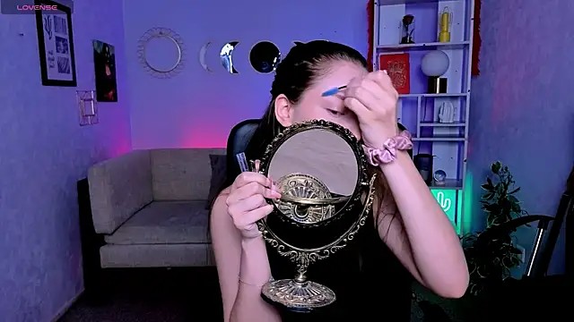 Snapshot of eva_smiith_ chatting on June 2, 2026, 5:40 am eva smiith online show from June 2, 2026, 5:40 am