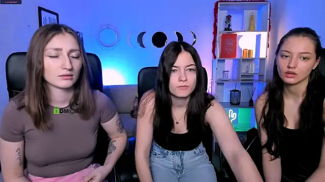 eva smiith  online show from February 26, 2026, 6:46 am