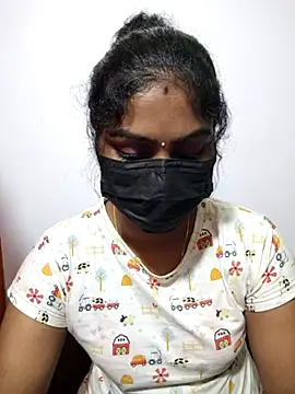 Snapshot of Tamil_Princess12 chatting on November 4, 2025, 9:46 am Tamil Princess12 online show from November 4, 2025, 9:46 am