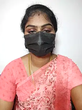 Snapshot of Tamil_Princess12 chatting on October 31, 2025, 7:43 pm Tamil Princess12 online show from October 31, 2025, 7:43 pm