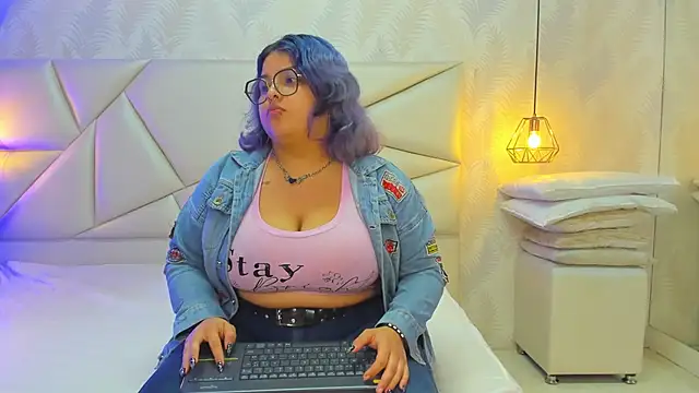 Snapshot of lulukawai16 chatting on November 8, 2025, 7:06 pm lulukawai16 online show from November 8, 2025, 7:06 pm