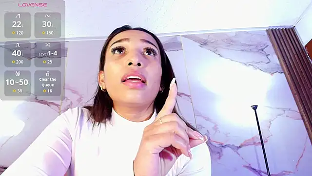 AlyaThompson online show from December 16, 2025, 4:06 am