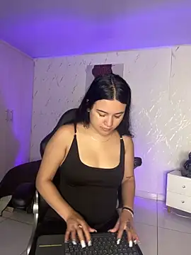 Snapshot of chloekitty69 chatting on November 6, 2025, 11:25 am chloekitty69 online show from November 6, 2025, 11:25 am