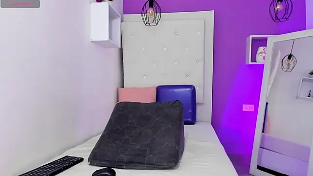 Horny ebonys online show from November 20, 2025, 7:47 pm