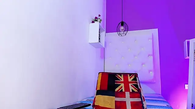 Horny ebonys online show from February 14, 2026, 7:58 pm