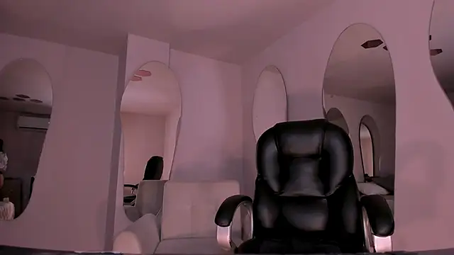 AgathaKondo  online show from February 13, 2026, 9:37 pm