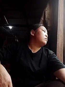 MaySweetb online show from October 6, 2025, 8:04 am