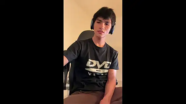 Angel bunny2 online show from February 6, 2026, 5:14 am