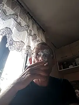 Snapshot of arturlambert chatting on June 9, 2026, 11:00 am arturlambert online show from June 9, 2026, 11:00 am