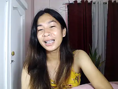 Asian PrettyAle online show from October 5, 2025, 4:31 pm