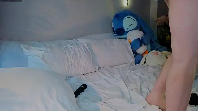 emilyshepar d online show from March 26, 2026, 3:16 am