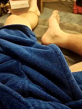 hubbyfun19 online show from December 17, 2025, 3:00 am