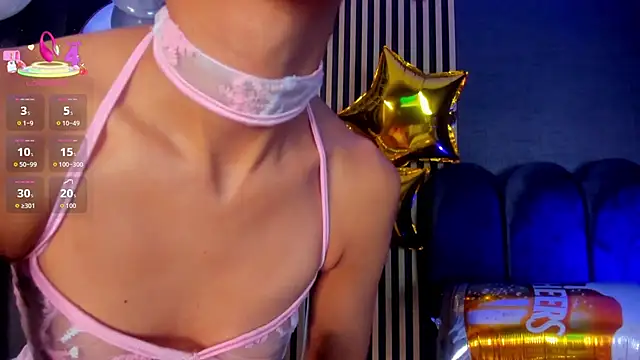 Gina 77 online show from September 29, 2025, 12:33 pm